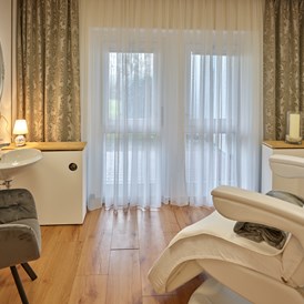 Wanderhotel: Beauty & SPA Lounge Behandlungsraum - Hartls Parkhotel Bad Griesbach