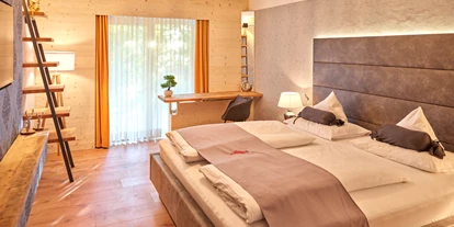 Wanderurlaub - Fahrstuhl - Bayern - Park-Suite-Schlafbereich - Hartls Parkhotel Bad Griesbach
