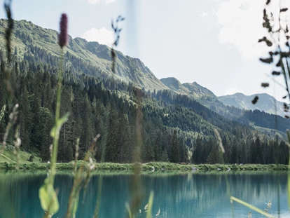 Wanderurlaub - Fahrstuhl - Herzsee - Das Naturhotel Chesa Valisa****s