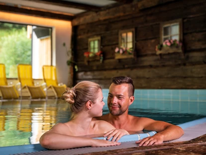 Wanderurlaub - Fahrstuhl - Hallenbad - Hotel GUT Trattlerhof & Chalets****S