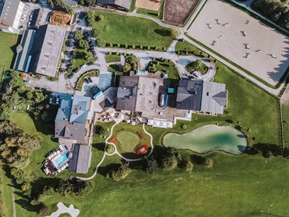 Wanderurlaub - Fahrstuhl - Hotel Gut Weissenhof ****S