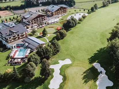 Wanderurlaub - Fahrstuhl - Hotel Gut Weissenhof ****S