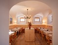Wanderhotel: Enoteca & Osteria Murütsch im historischen Gewölbe - Parkhotel Margna