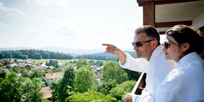 Wanderurlaub - Fahrstuhl - Bayern - Blick vom Balkon - Panoramahotel Grobauer