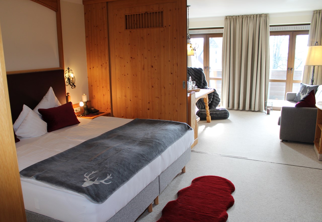 Hotel & Residence Hochriegel Zimmerkategorien Themensuite Hirsch