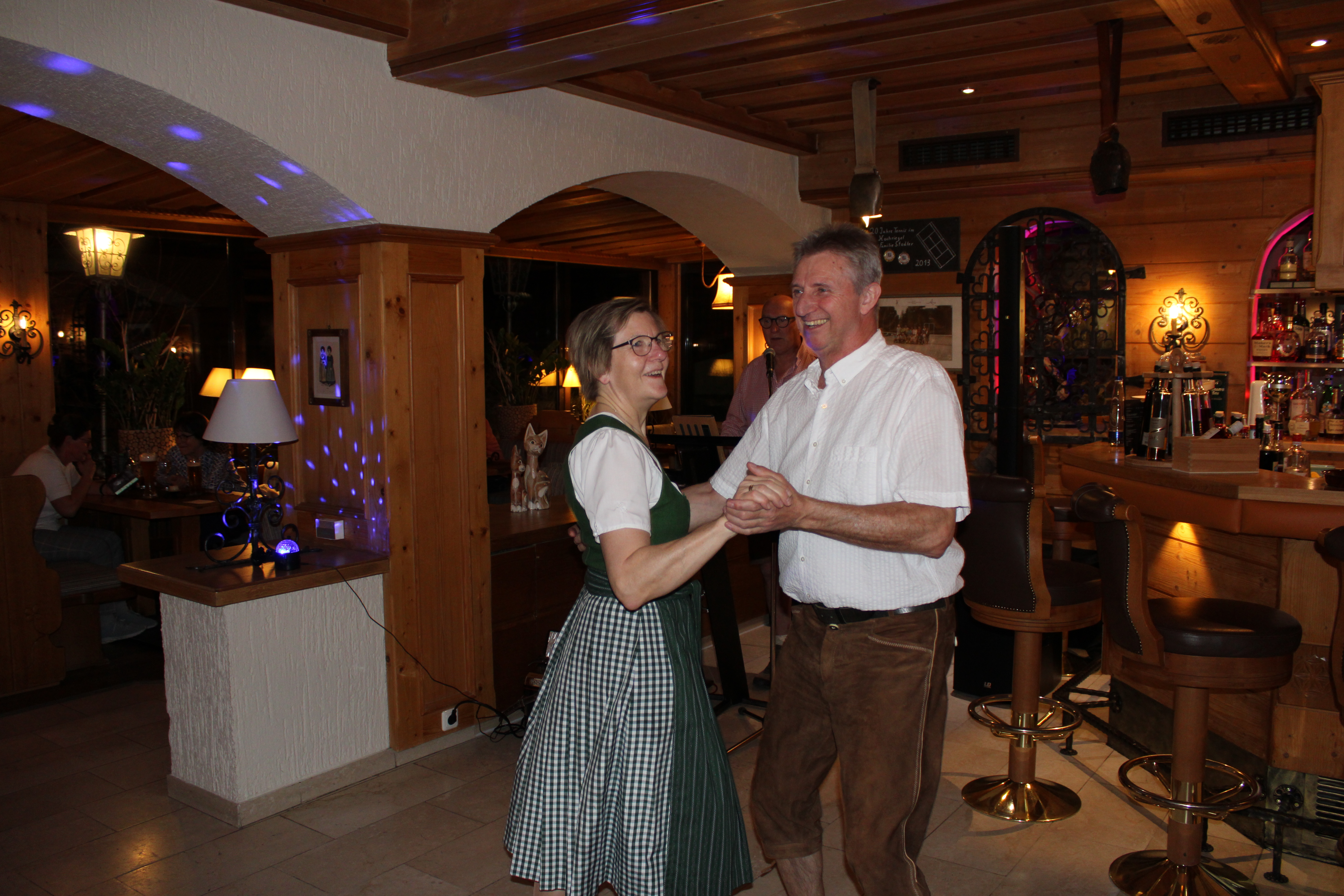 Wanderhotel: Tanzabend mit Livemusik - unregelmäßig - Hotel & Residence Hochriegel