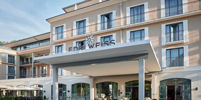 Wanderurlaub - Fahrstuhl - Bayern - Hoteleingang von Außen - Hotel Edelweiss-Berchtesgaden