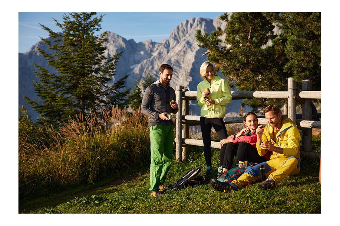 Wanderhotel: Tanken Sie Energie bei einer schönen Aussicht und klarer Bergluft. - Hotel Edelweiss-Berchtesgaden