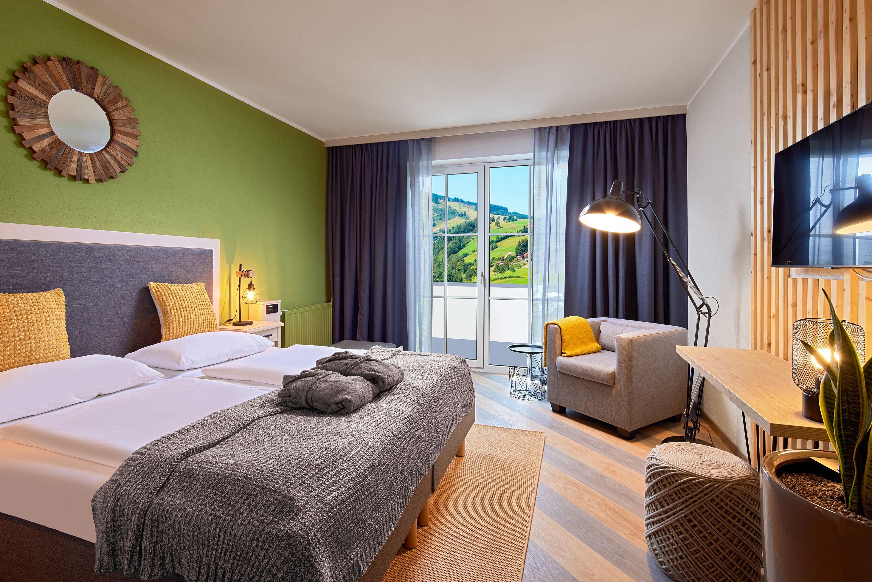 ever.grün KAPRUN Zimmerkategorien URBAN.LIVING.S MIT BALKON