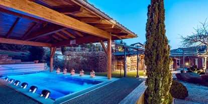 Wanderurlaub - Fahrstuhl - Bayern - Außenwhirlpool - Hotel Zum Kramerwirt