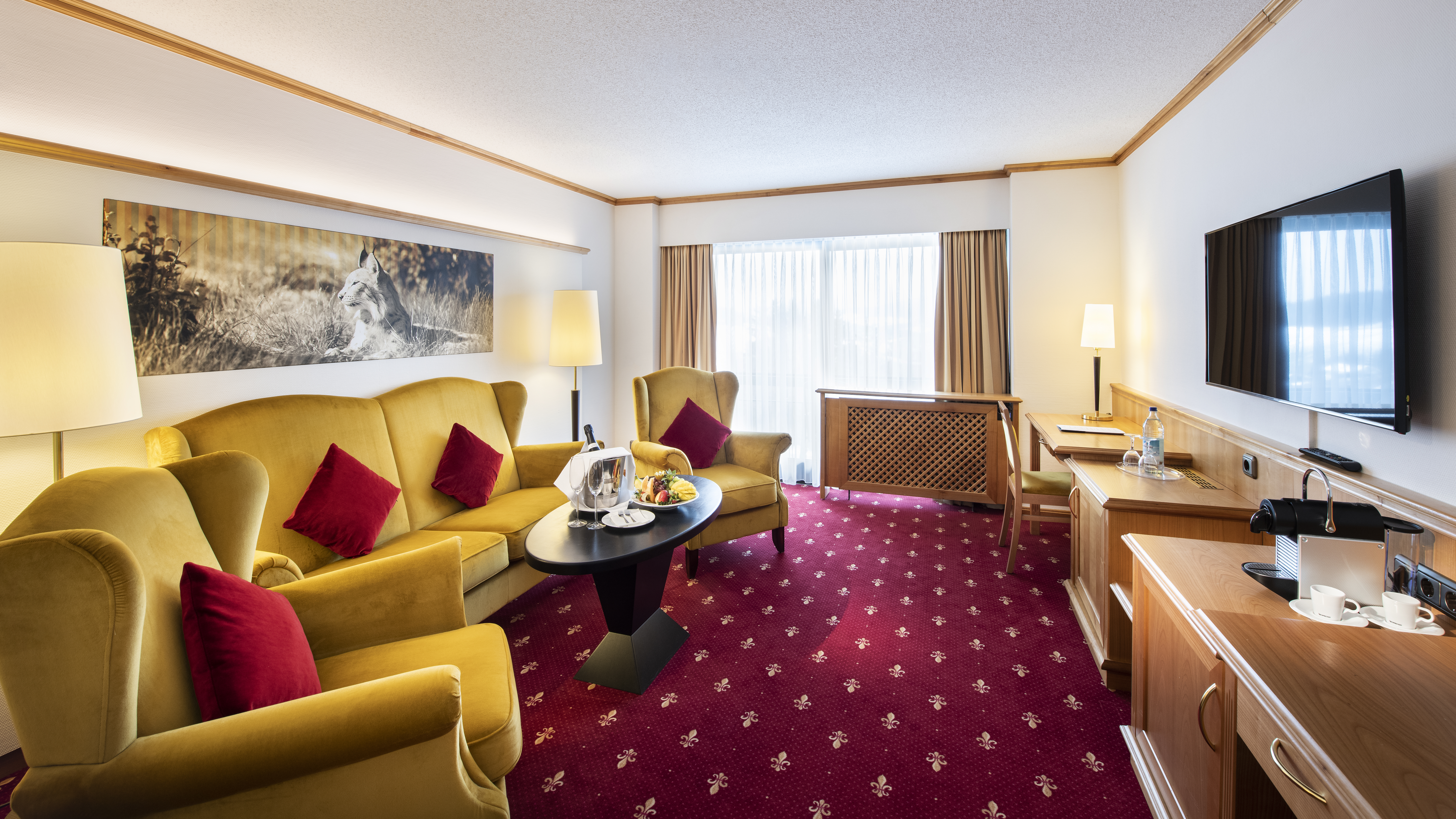 Hotel Sonnenhof im bayerischen Wald Zimmerkategorien Junior Suite zur Waldseite ohne Balkon, 45qm