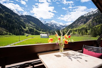 Wanderhotel: Ausblick vom Balkon - Berggenuss Birgsau