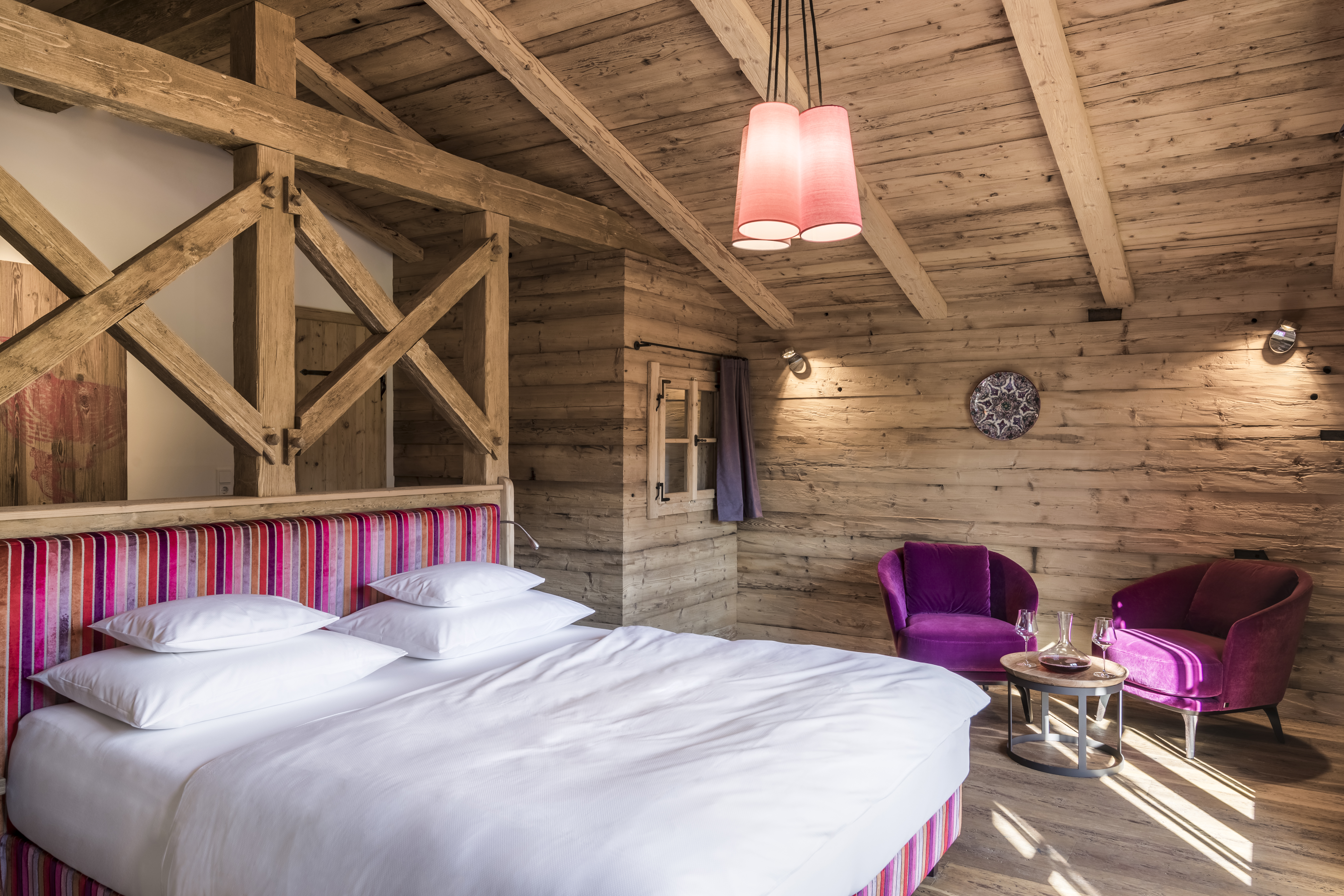 Wanderhotel: Schlafzimmer in einem der sieben Chalets - Gut Steinbach Hotel Chalets SPA