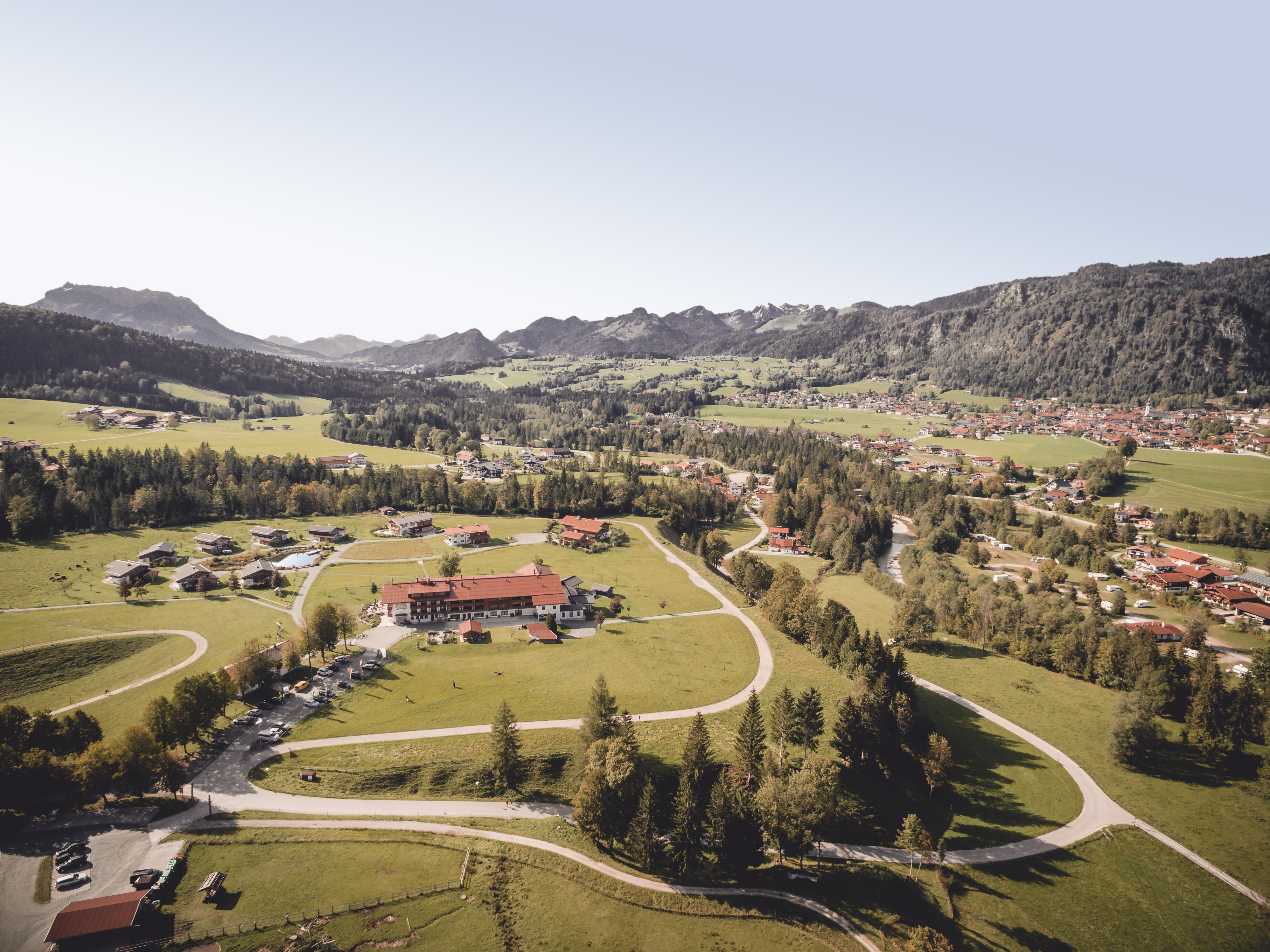 Wanderhotel: Gut Steinbach im Chiemgau - Gut Steinbach Hotel Chalets SPA