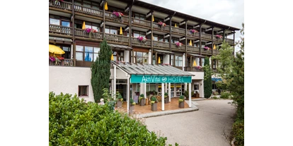 Wanderurlaub - Fahrstuhl - Bayern - Außenansicht AktiVital Hotel - AktiVital Hotel
