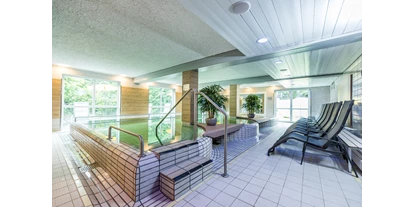 Wanderurlaub - Fahrstuhl - Bayern - Thermalbad im AktiVital Hotel - AktiVital Hotel