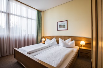 Wanderhotel: Doppelzimmer Weinzierl im AktiVital Hotel - AktiVital Hotel 