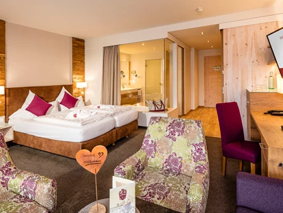 Wanderurlaub - Fahrstuhl - Junior-Suite "Schlössla" - Landhaus Sponsel-Regus