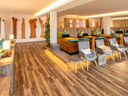 Wanderurlaub - Fahrstuhl - Panorama-Ruheraum - Landhaus Sponsel-Regus
