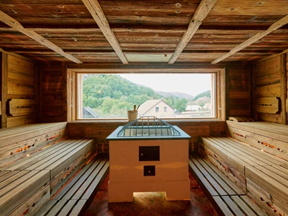 Wanderurlaub - Fahrstuhl - Panorama-Außensauna - Landhaus Sponsel-Regus