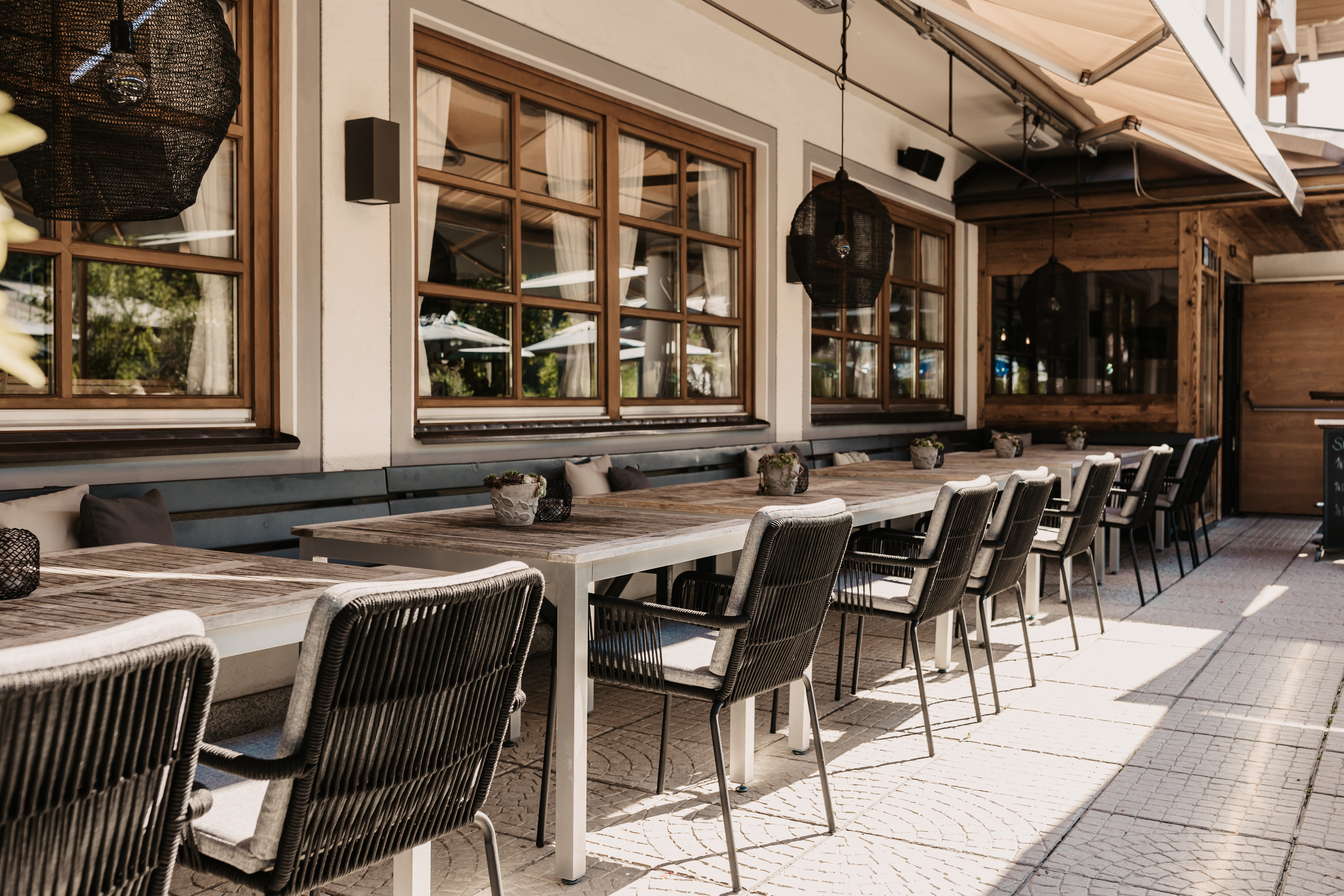 Wanderhotel: Sonnenterrasse - Hotel Happy Filzmoos
