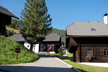 Wanderhotel: Dorfansicht Dorf Grosswild*** - Slow Travel Resort Kirchleitn