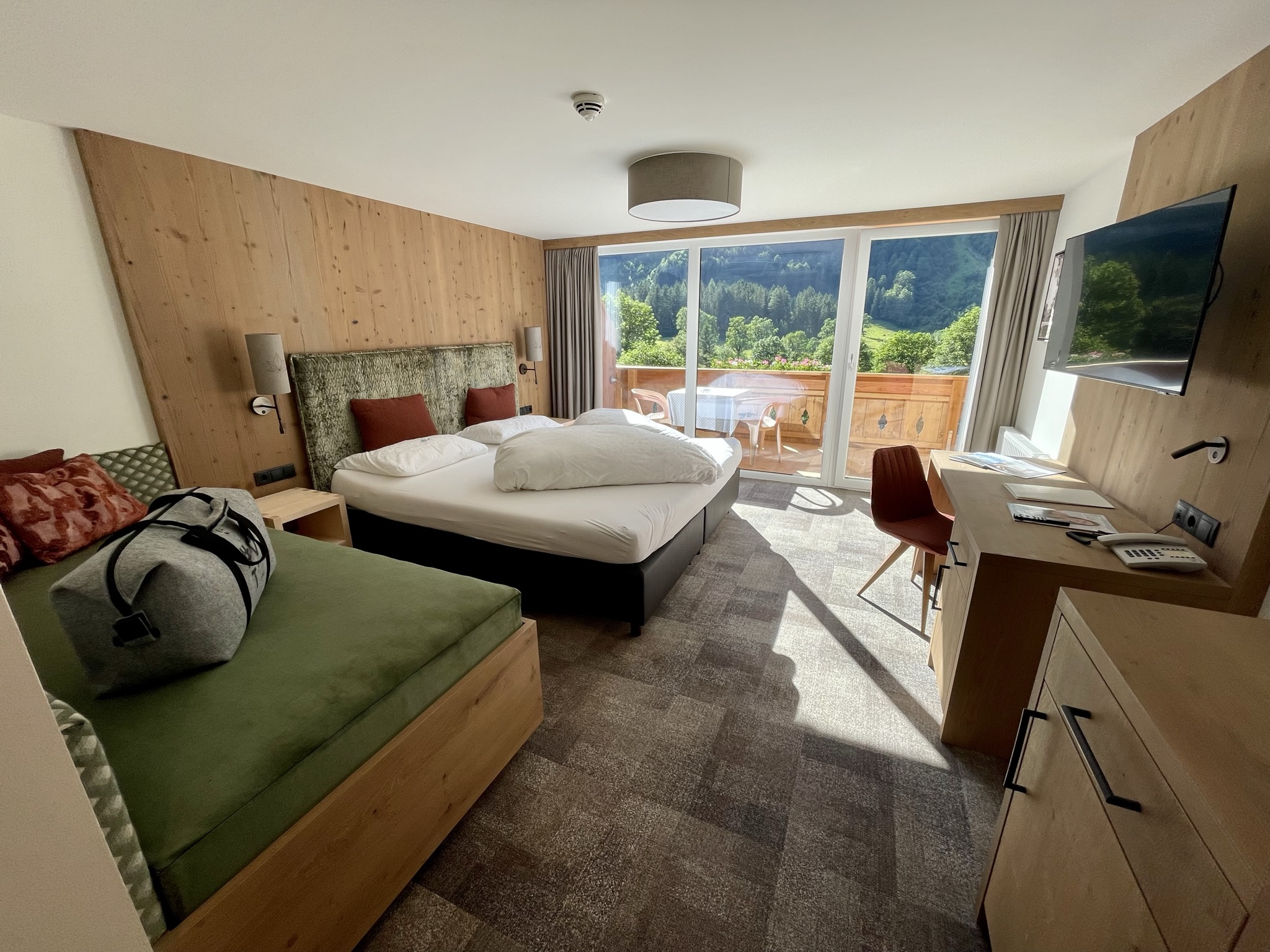 Das Naturhotel -dieEng Zimmerkategorien Ahornzimmer