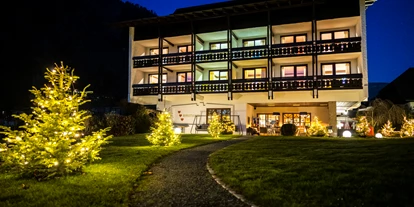Wanderurlaub - Fahrstuhl - Adventweg zum Dorf der Tiere - Familiengut Hotel Burgstaller