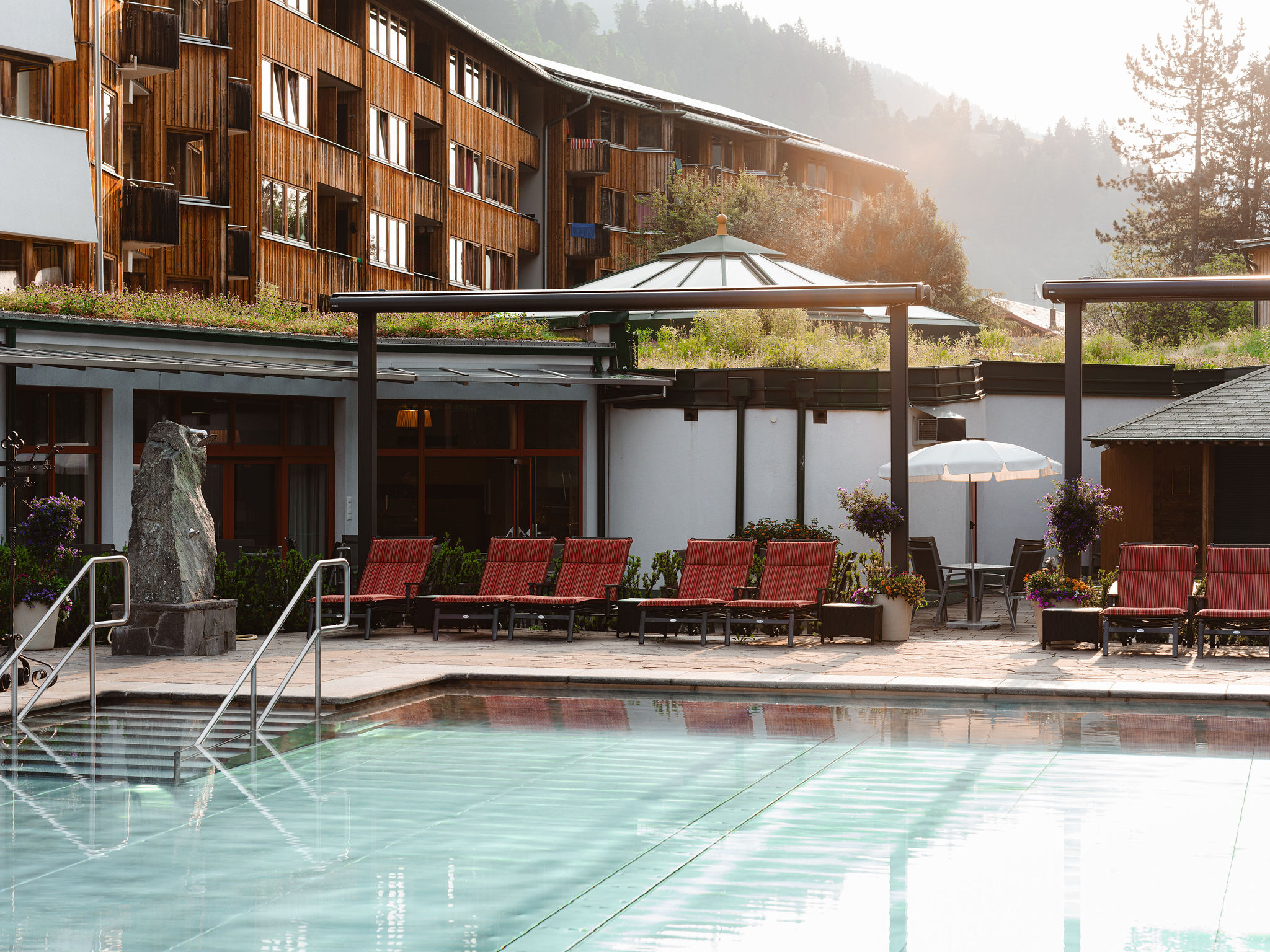 Wanderhotel: Outdoor-Pool - Hotel DIE POST ****