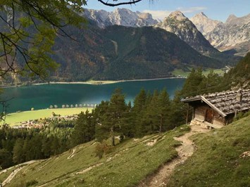 Alpenhotel Tyrol - 4* Adults Only Hotel am Achensee Tourentipps Dalfazer Wasserfall bis Dalfazalm