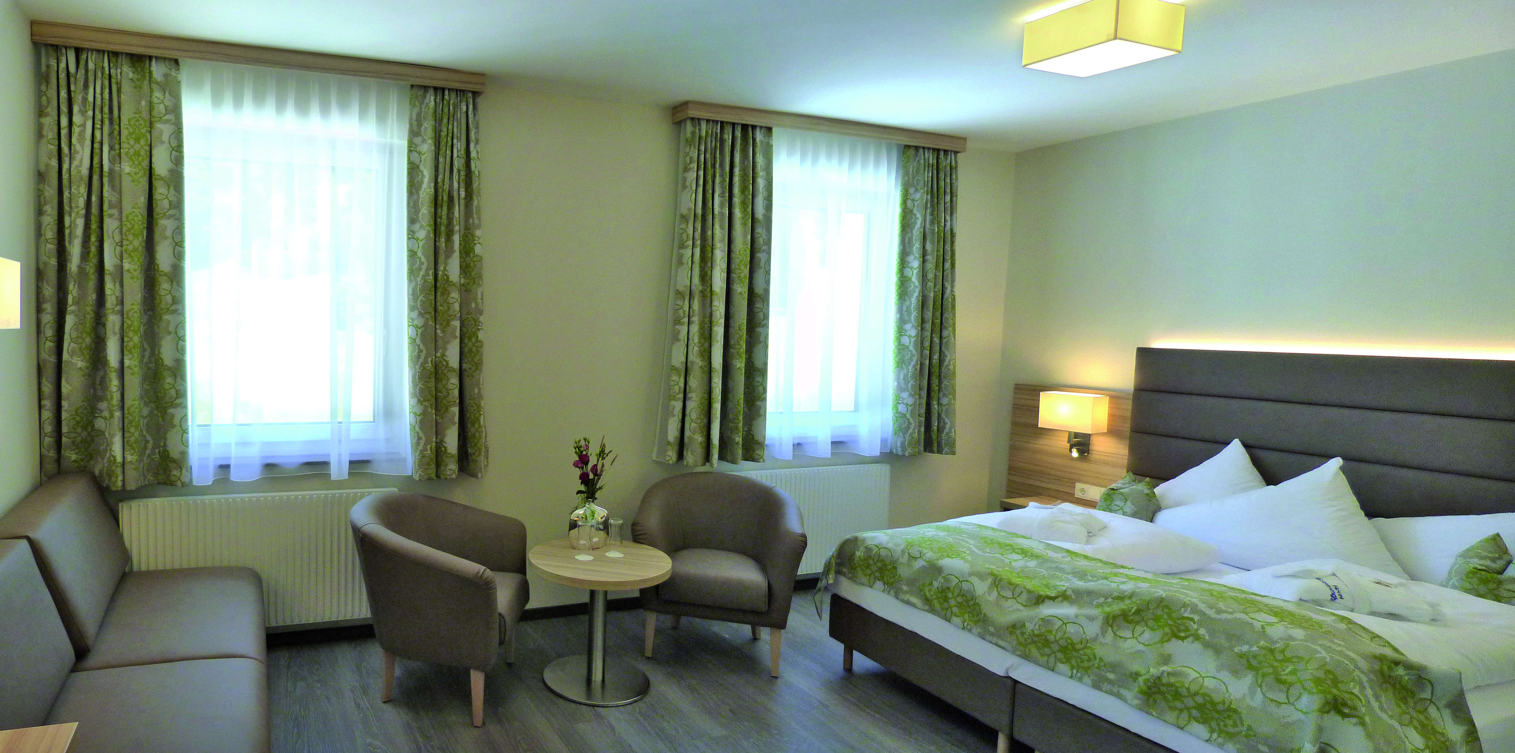 Hotel-Restaurant Grimmingblick Zimmerkategorien Doppelzimmer Waldblick nord