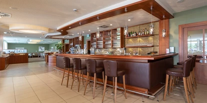 Wanderurlaub - Sonnenterrasse - Bad Aussee - Bar - Hotel-Restaurant Grimmingblick