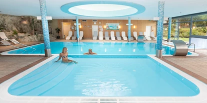 Wanderurlaub - Sonnenterrasse - Bad Aussee - Hallenbad - Hotel-Restaurant Grimmingblick