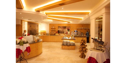 Wanderurlaub - Steiermark - Buffetbereich - Hotel Stocker