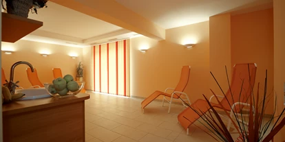 Wanderurlaub - Fahrstuhl - Saunalandschaft - Hotel Restaurant Pariente