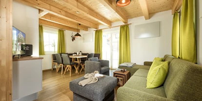 Wanderurlaub - Sonnenterrasse - Bad Aussee - AlpenParks Hagan Lodge Altaussee