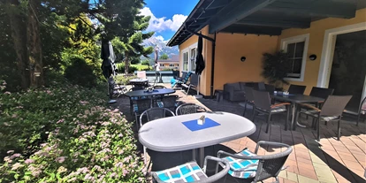 Wanderurlaub - Klassifizierung: 3 Sterne - Terrasse Richtung Dachstein - Apparthotel Bliem