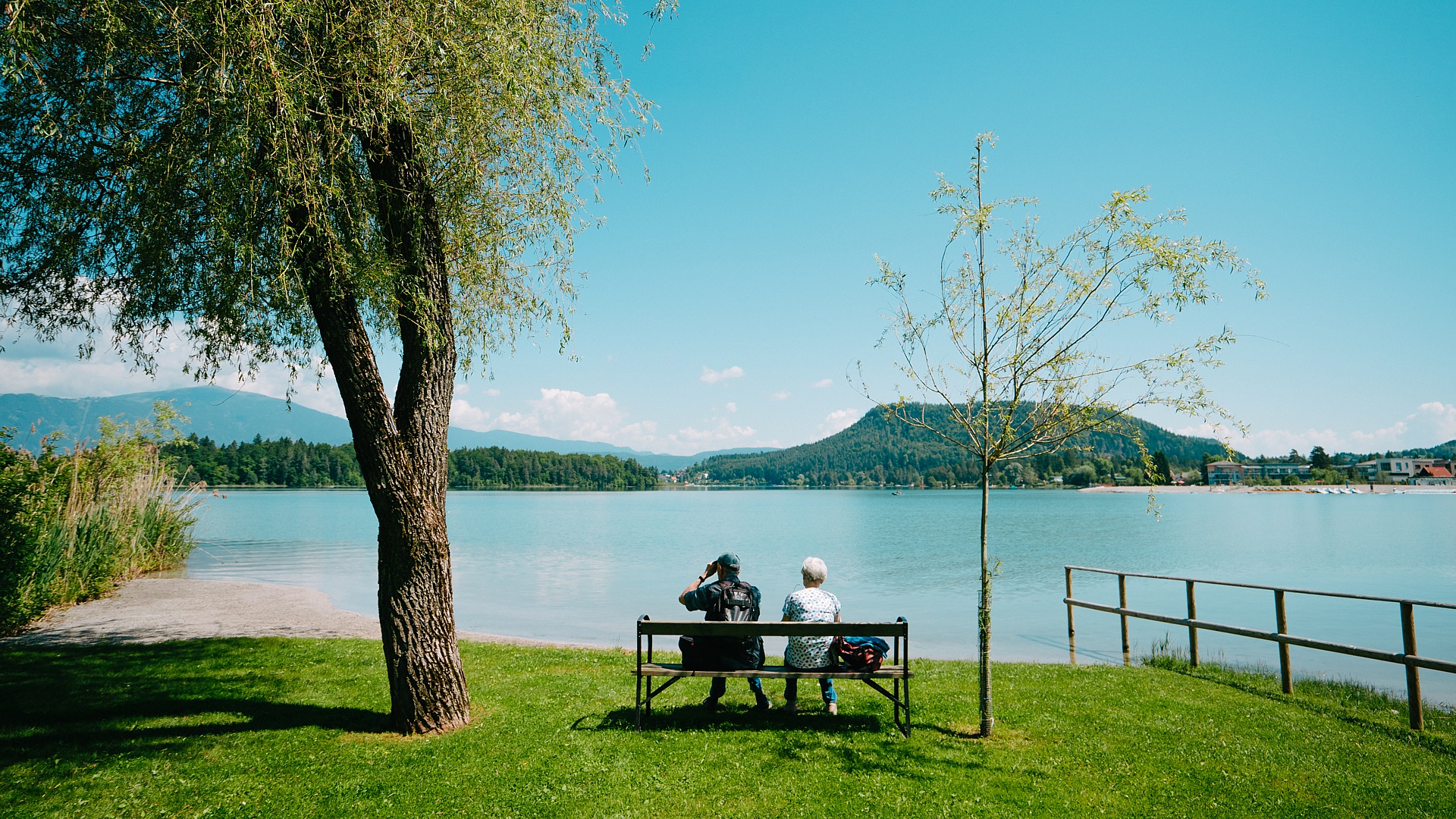 Wanderurlaub - Sonnenterrasse - Privater Badestrand - Ferienwohnungen und Seebungalows am Faaker See - Karglhof OG