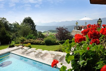 Wanderhotel: ganzjährig beheizter Pool - Naturhotel Alpenrose