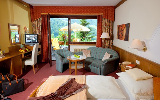 Wohlfühl- & Genusshotel FELSENHOF Zimmerkategorien Doppelzimmer Lebensfreude