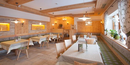 Wanderurlaub - Sonnenterrasse - Bad Aussee - Stüberl  - Hotel Schröckerhof GmbH