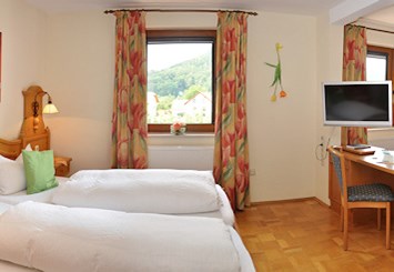 Landhotel und Pension "Zur Pferdetränke" Zimmerkategorien Komfort-Doppelzimmer