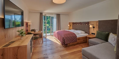 Wanderurlaub - Pools: Schwimmteich - Relax Zimmer Apfel mit Gartenblick - RelaxResort Kothmühle
