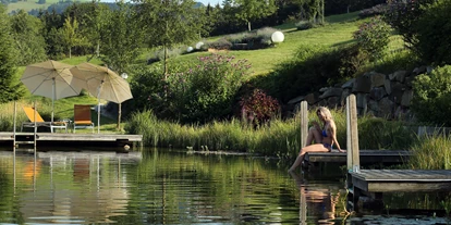 Wanderurlaub - Pools: Schwimmteich - Abkühlung im Biotop - RelaxResort Kothmühle