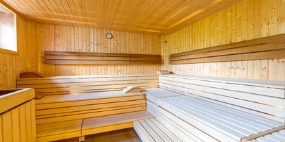 Wanderurlaub - Fahrstuhl - Saunabereich - Hotel Schneeberghof