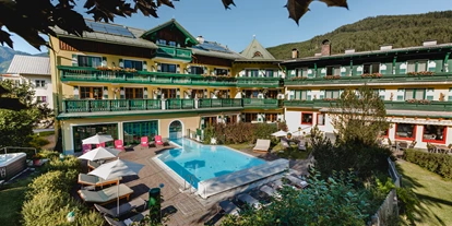 Wanderurlaub - Sonnenterrasse - Bad Aussee - Familienhotel Sommerhof Gosau mit Pool - Familienhotel Sommerhof