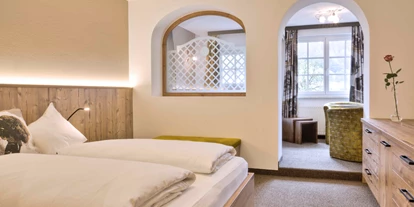 Wanderurlaub - Sonnenterrasse - Bad Aussee - Familienzimmer Morgensonne mit getrenntem Schlafbereich - Familienhotel Sommerhof