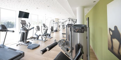 Wanderurlaub - Fahrstuhl - INNs HOLZ Natur- & Vitalhotel****s Fitness-Studio - INNs HOLZ Natur- & Vitalhotel****s