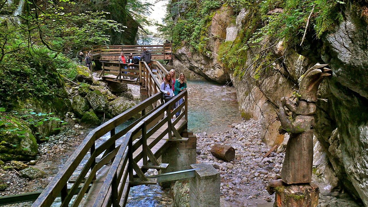 Familien und Vitalhotel Mühlpointhof ***S Tourentipps Die Saalachtaler Naturgewalten