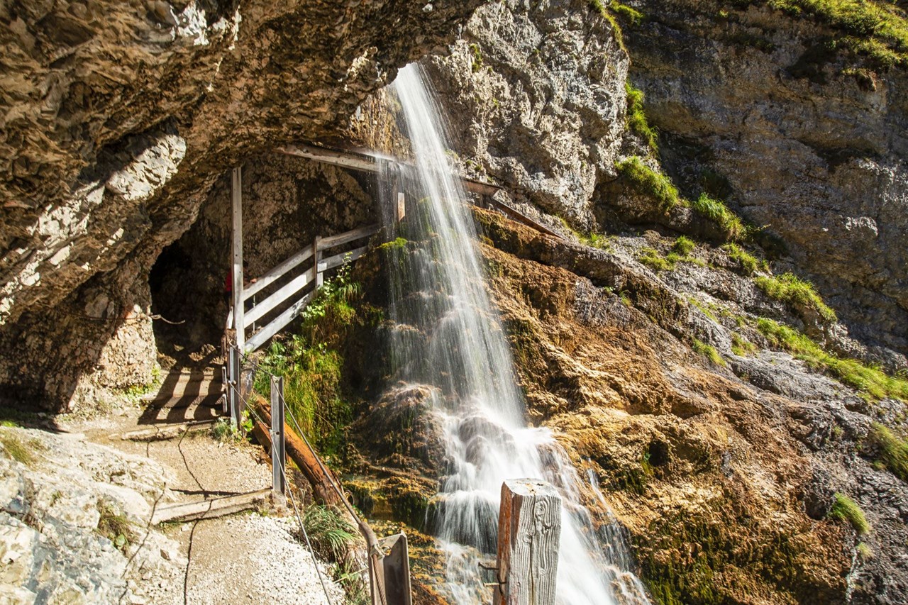 Familien und Vitalhotel Mühlpointhof ***S Tourentipps Der Staubfall im Heutal